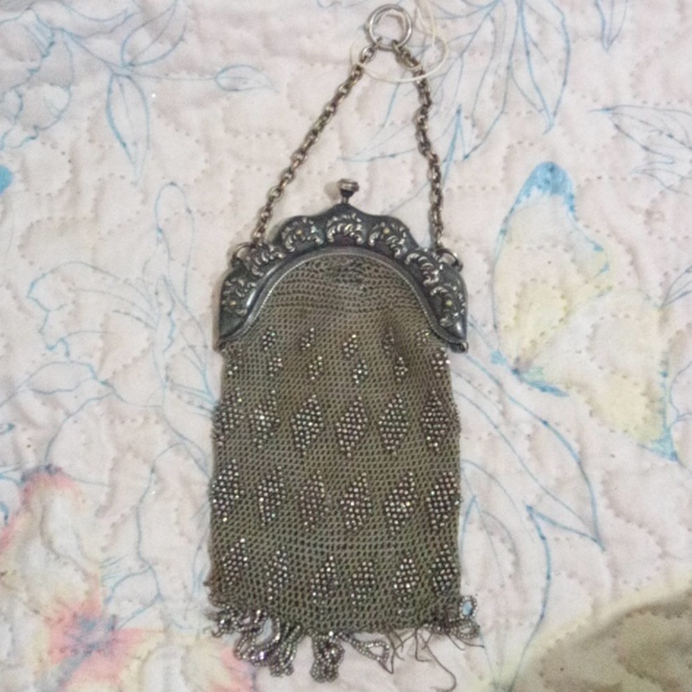 Hand vintage bag